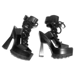 AUTHENTIC VERSACE PUMPS